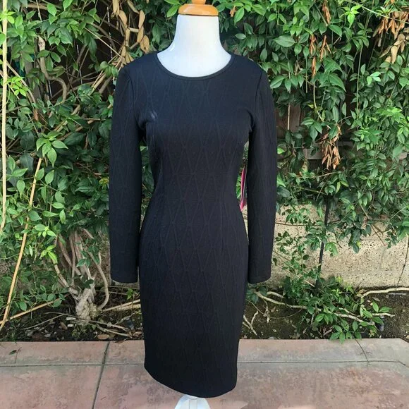 NWT Betsy Johnson Black Long Sleeve Aztec Sheath Dress 4 - Picture 1 of 11